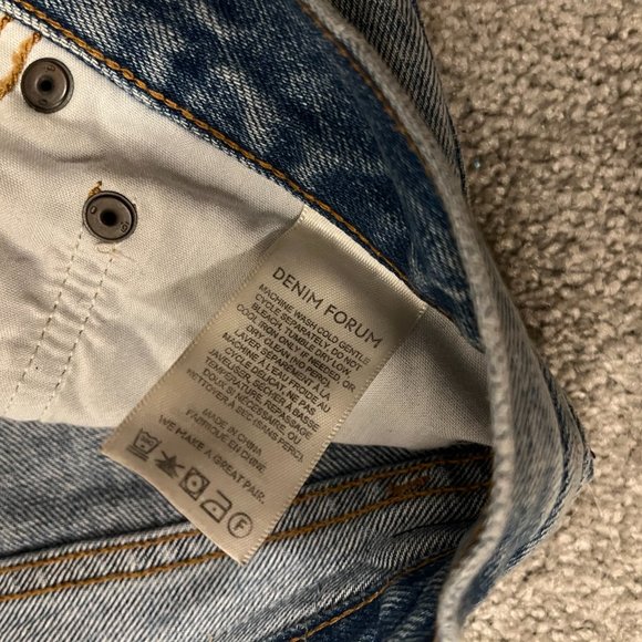 Wide leg jeans - Aritzia - "The Joni High Rise Loose" - 27 - Picture 6 of 13